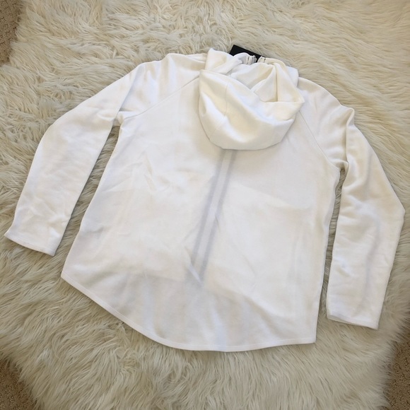 ✔️ NWT✔️ NIKE Sportswear Tech Fleece cape - Picture 6 of 9